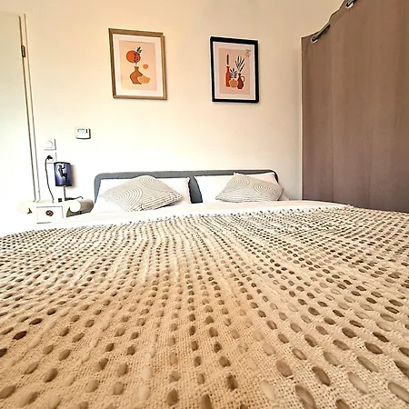 Apartament Europarc - 2mn Metro 8 - Paris Créteil